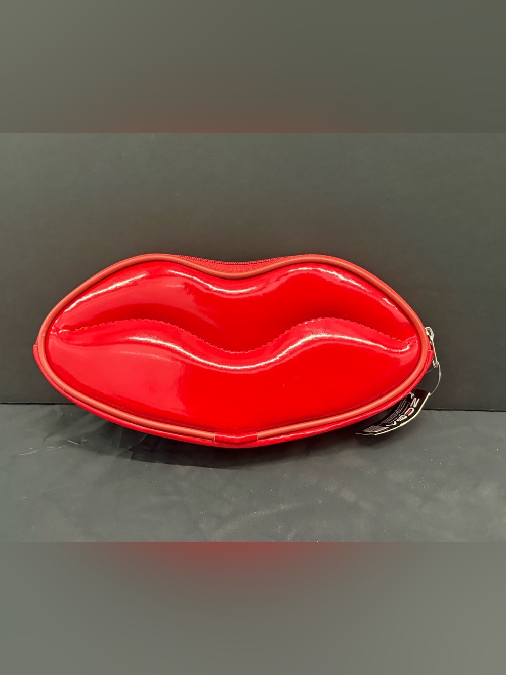 Vintage Red Lip-Shaped Kiss Clutch/Makeup Bag